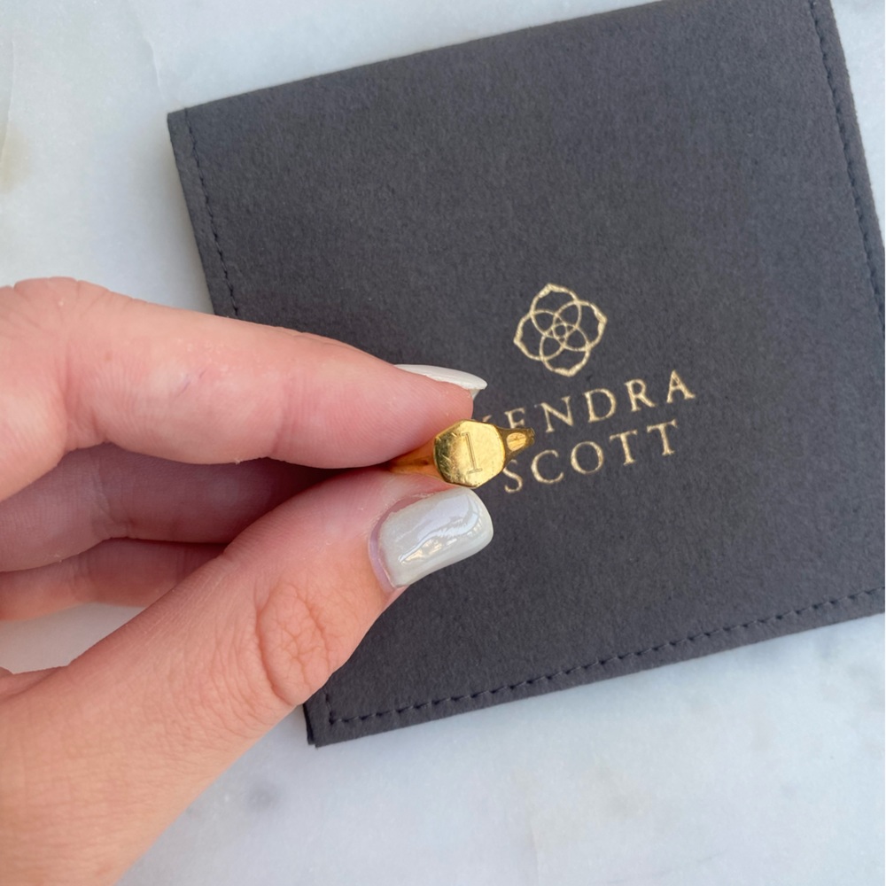 Kendra Scott Davis Signet Ring GUC